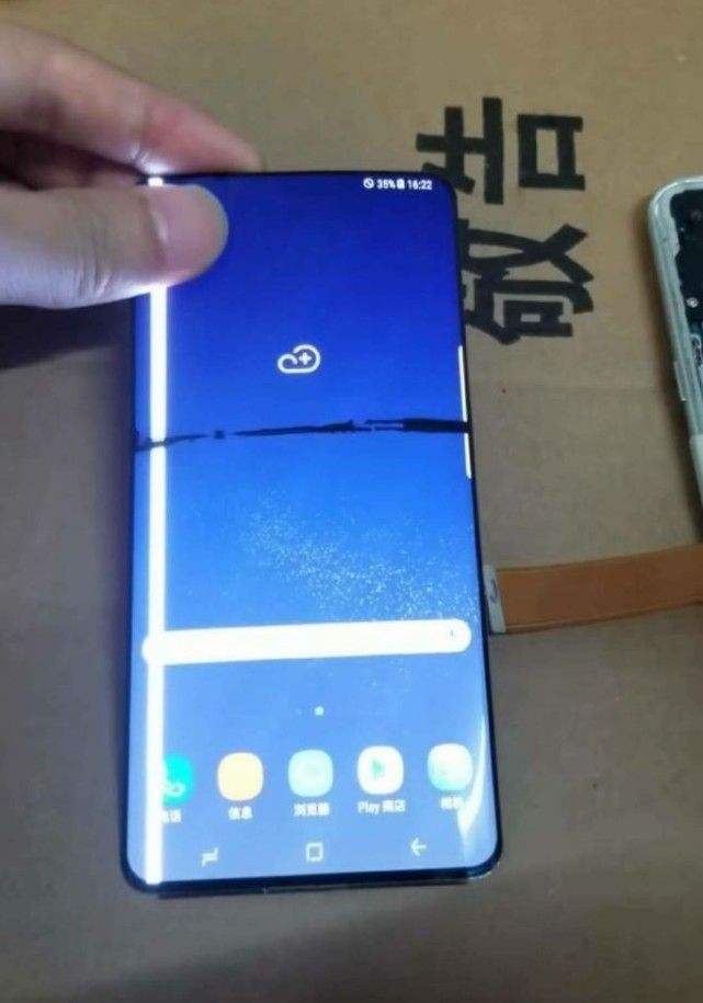 屏下攝像頭和鉆孔屏齊來&mdash;&mdash;終極全面屏技術(shù)到底有哪些？