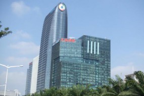 蘋果供應(yīng)商大族激光敗走“大小年”，20億采購差及九成股權(quán)質(zhì)押“埋雷”