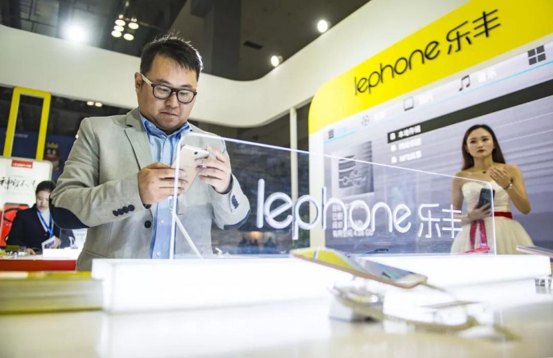 “黑科技”炫亮第二屆重慶·國際手機(jī)展