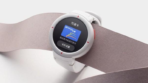 華米Q3財(cái)報(bào): 小米手環(huán)3出貨量1000萬臺！