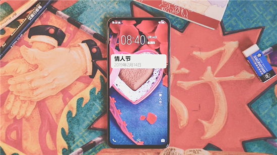 vivo X23幻彩版情人節(jié)視頻引熱議，網(wǎng)友：這才是我的愛情