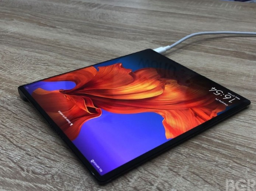 美媒：中國手機硬件創(chuàng)新強 可大多美國人買不到