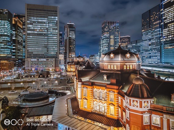 持續(xù)追加8G+128G版本 iQOO明早十點(diǎn)全網(wǎng)開(kāi)售