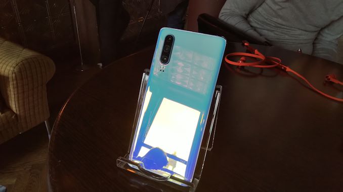 華為P30/P30 Pro正式發(fā)布:4000萬像素攝像頭 10倍混合變焦