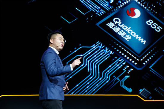 生而強悍更兇猛 iQOO再推電光藍12G+128G新配置