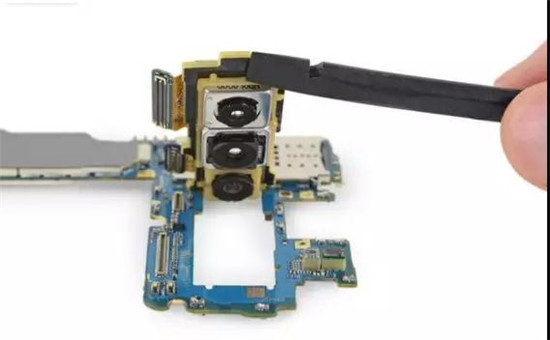 三星Galaxy S10/S10e拆解:內(nèi)附供應(yīng)商名單