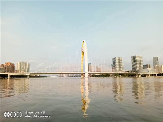 vivo Y3拍照實(shí)測(cè)：細(xì)節(jié)與質(zhì)感并存，見證三攝震撼視野