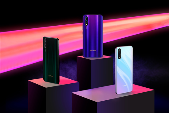 vivo Z5成最新續(xù)航神器:4500毫安電池和22.5W閃充