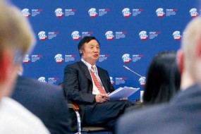 任正非接受意大利媒體群訪：我有責(zé)任在危難時(shí)刻站出來(lái)多講話