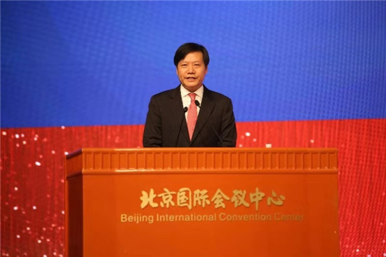 雷軍當(dāng)選年度&ldquo;中國(guó)杰出質(zhì)量人&rdquo;  為互聯(lián)網(wǎng)行業(yè)唯一獲得該殊榮代表