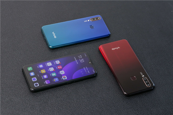 續(xù)航全新升級，vivo U3x圖賞：時尚設(shè)計一見傾心