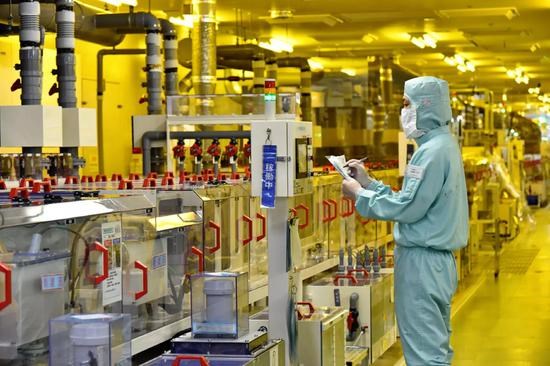 日本電子零部件企業(yè)訂單連續(xù)四季度下降