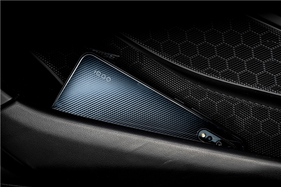 iQOO Neo 855版卓越性能 助力保時(shí)捷運(yùn)動(dòng)杯車手圈速挑戰(zhàn)賽