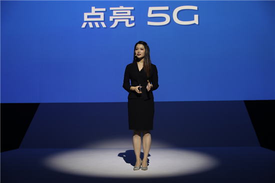 vivo S系列產(chǎn)品經(jīng)理張佳瑤