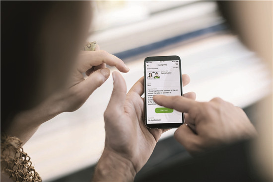 聽(tīng)障人士的福音|峰力奧笛·天朗助聽(tīng)器讓耳朵“聲”臨其境